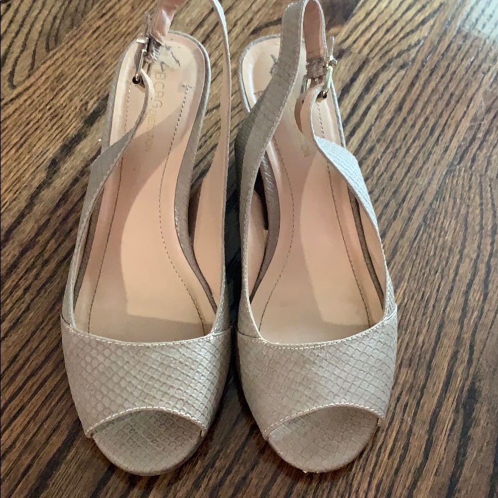 Beige peep toe sandals